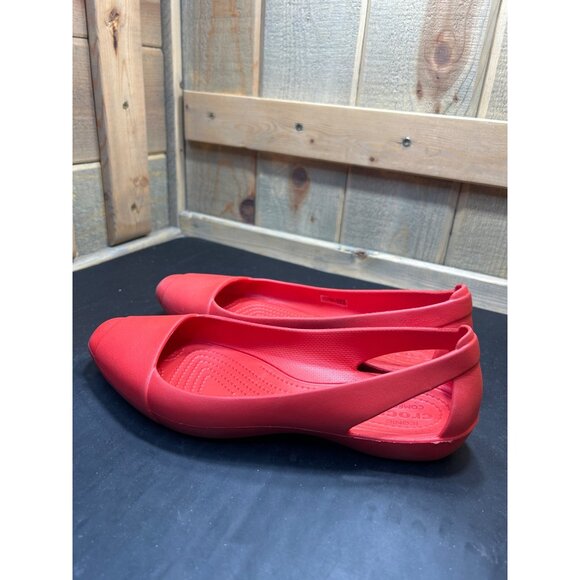 Womens Crocs Red Slingback Flats Size 8 Iconic Comfort Lightweight Casual Shoes - Picture 6 of 7